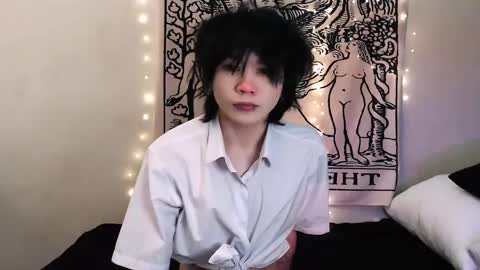 Snapshot of rennuts chatting on 11, 3, 2025 rennuts online show from 11, 3, 2025