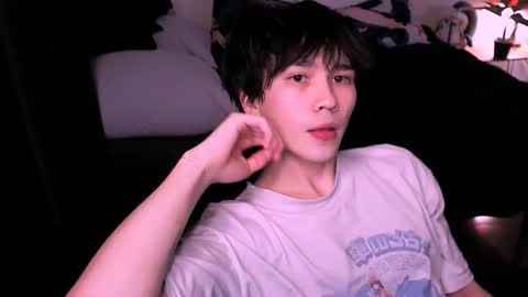 Snapshot of rennuts chatting on 16, 11, 2025 rennuts online show from 16, 11, 2025