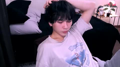 Snapshot of rennuts chatting on 18, 11, 2025 rennuts online show from 18, 11, 2025