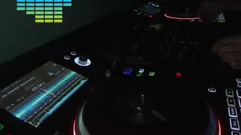 Snapshot of reticuli chatting on 23, 12, 2025 GearPorn online show from 23, 12, 2025
