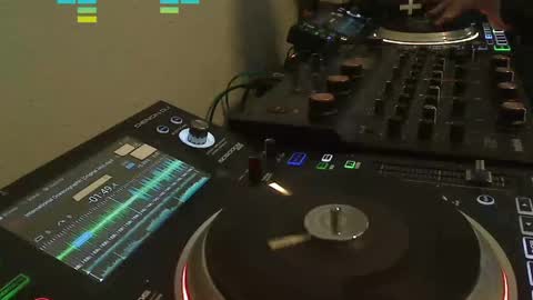 Snapshot of reticuli chatting on 15, 4, 2026 GearPorn online show from 15, 4, 2026