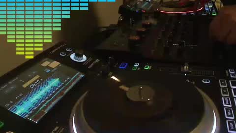 Snapshot of reticuli chatting on 17, 4, 2026 GearPorn online show from 17, 4, 2026