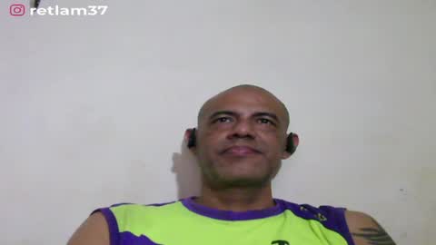 Snapshot of retlam37 chatting on 30, 5, 2026 Walter online show from 30, 5, 2026