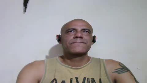 Snapshot of retlam37 chatting on 12, 6, 2026 Walter online show from 12, 6, 2026