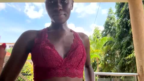 Reybie online show from 5, 4, 2026