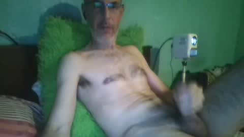 Snapshot of reyes_albert2006 chatting on 2, 5, 2026 reyes_albert2006 online show from 2, 5, 2026
