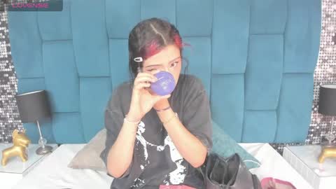 Reze  online show from 15, 4, 2026