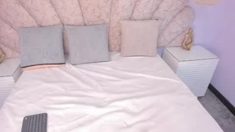 Reze  online show from 21, 4, 2026