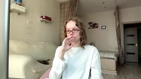 rhiannonmayberry online show from 20, 7, 2026