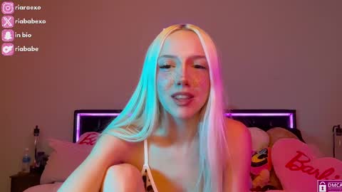 Snapshot of riababe chatting on 12, 2, 2025 ria online show from 12, 2, 2025