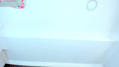 Riana online show from 8, 9, 2025