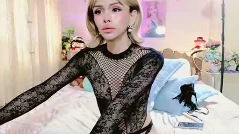 Snapshot of ribbinbovkoy chatting on 10, 7, 2026 ribbinbovkoy online show from 10, 7, 2026