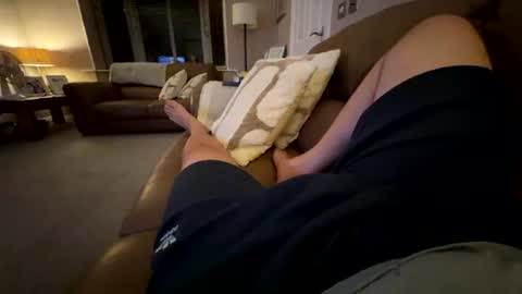 UK Straight Guy online show from 26, 7, 2026