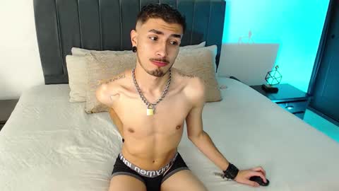 Snapshot of richard_carter_ chatting on 15, 1, 2025 Richard online show from 15, 1, 2025