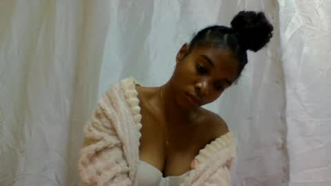 richella34 online show from 25, 7, 2026