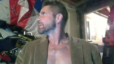 Snapshot of richie00731 chatting on 1, 10, 2025 Rich online show from 1, 10, 2025