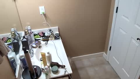 Snapshot of richie_j chatting on 27, 3, 2026 richie_j online show from 27, 3, 2026