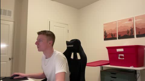 Snapshot of richiewest chatting on 27, 12, 2024 Richie online show from 27, 12, 2024