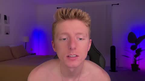 Snapshot of richiewest chatting on 19, 2, 2025 Richie online show from 19, 2, 2025