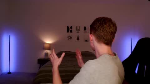 Snapshot of richiewest chatting on 16, 9, 2025 Richie online show from 16, 9, 2025