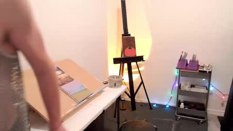 Snapshot of richiewest chatting on 9, 10, 2025 Richie online show from 9, 10, 2025