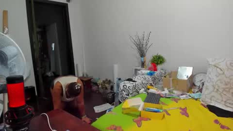 Anna - not anna - right Anna  online show from 15, 9, 2025