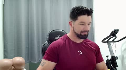 Snapshot of richrolland chatting on 19, 11, 2025 Rickseduction online show from 19, 11, 2025