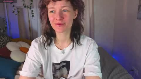 Snapshot of ricki_bloom chatting on 1, 5, 2026 Ricki online show from 1, 5, 2026