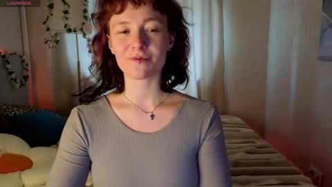 Snapshot of ricki_bloom chatting on 11, 5, 2026 Ricki online show from 11, 5, 2026