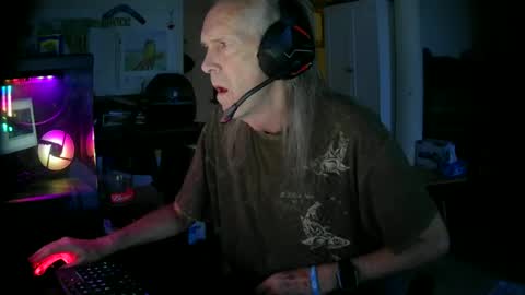 Snapshot of rickl56 chatting on 26, 6, 2026 rickl56 online show from 26, 6, 2026