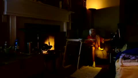 PINK HOLE TWINK online show from 22, 4, 2026