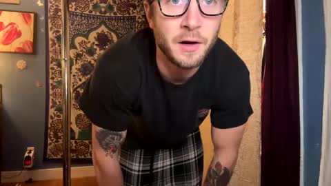 ricracks11 online show from 19, 1, 2025