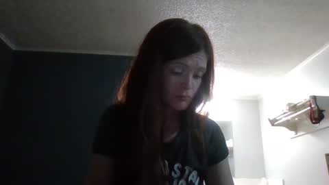 ridinghoodred online show from 29, 4, 2026