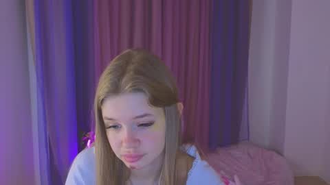 Snapshot of riinaaa chatting on 22, 9, 2025 Rina online show from 22, 9, 2025