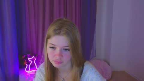 Snapshot of riinaaa chatting on 9, 10, 2025 Rina online show from 9, 10, 2025