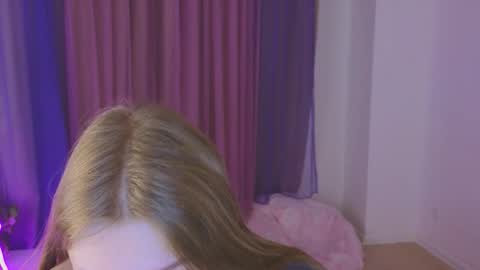 Snapshot of riinaaa chatting on 15, 10, 2025 Rina online show from 15, 10, 2025