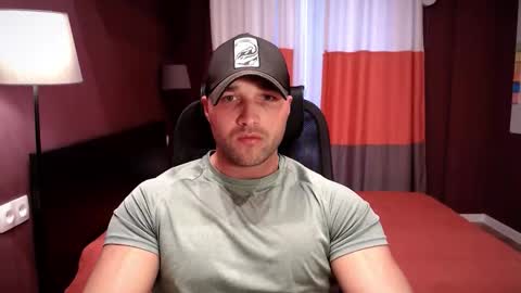 Snapshot of rikadler chatting on 4, 10, 2025 rikadler online show from 4, 10, 2025