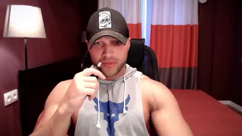 Snapshot of rikadler chatting on 7, 11, 2025 rikadler online show from 7, 11, 2025