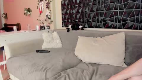 Victor  Maria online show from 4, 11, 2025