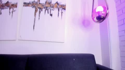 Snapshot of riley_reid_19 chatting on 23, 12, 2024 kamila online show from 23, 12, 2024