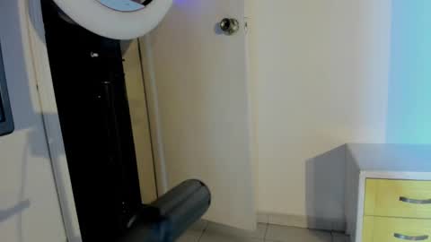 Snapshot of riley_reid_19 chatting on 16, 2, 2025 kamila online show from 16, 2, 2025