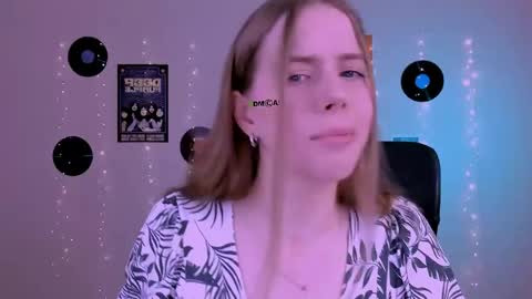 Snapshot of rina_gold_ chatting on 5, 6, 2026 Rina online show from 5, 6, 2026