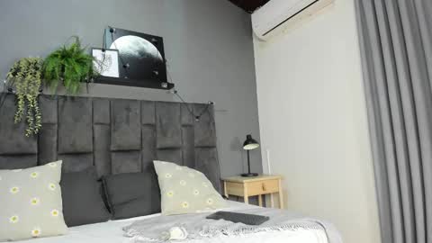 RIRI  online show from 19, 10, 2025