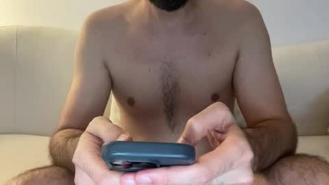 Snapshot of rlggggn42 chatting on 4, 10, 2025 rlggggn42 online show from 4, 10, 2025