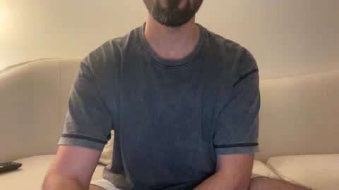 Snapshot of rlggggn42 chatting on 31, 10, 2025 rlggggn42 online show from 31, 10, 2025