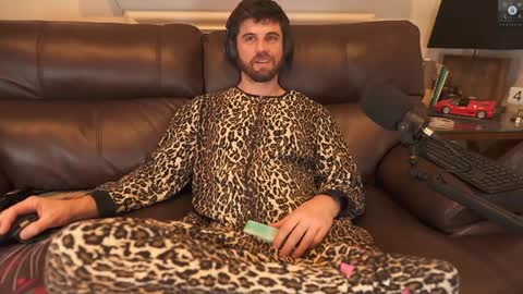 Ryan aka KeylimeRy online show from 5, 1, 2025