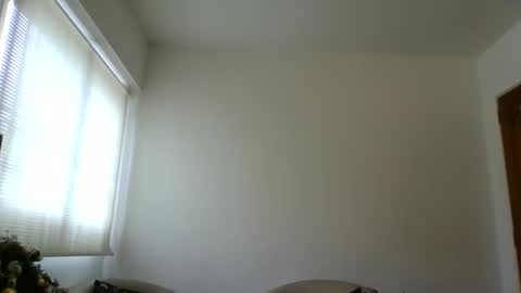 Snapshot of rnero67 chatting on 5, 12, 2025 Rnero67 online show from 5, 12, 2025