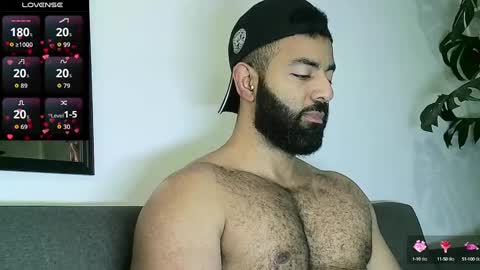 Snapshot of roa32sebas chatting on 10, 10, 2025 SebasRoa online show from 10, 10, 2025