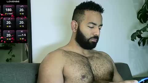 Snapshot of roa32sebas chatting on 21, 10, 2025 SebasRoa online show from 21, 10, 2025