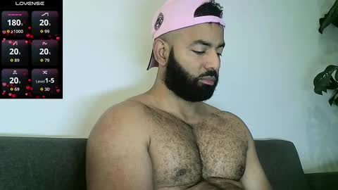 Snapshot of roa32sebas chatting on 10, 11, 2025 SebasRoa online show from 10, 11, 2025